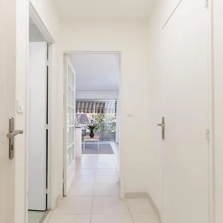 Apartmán Petit Juas Terrasse Parking Cannes